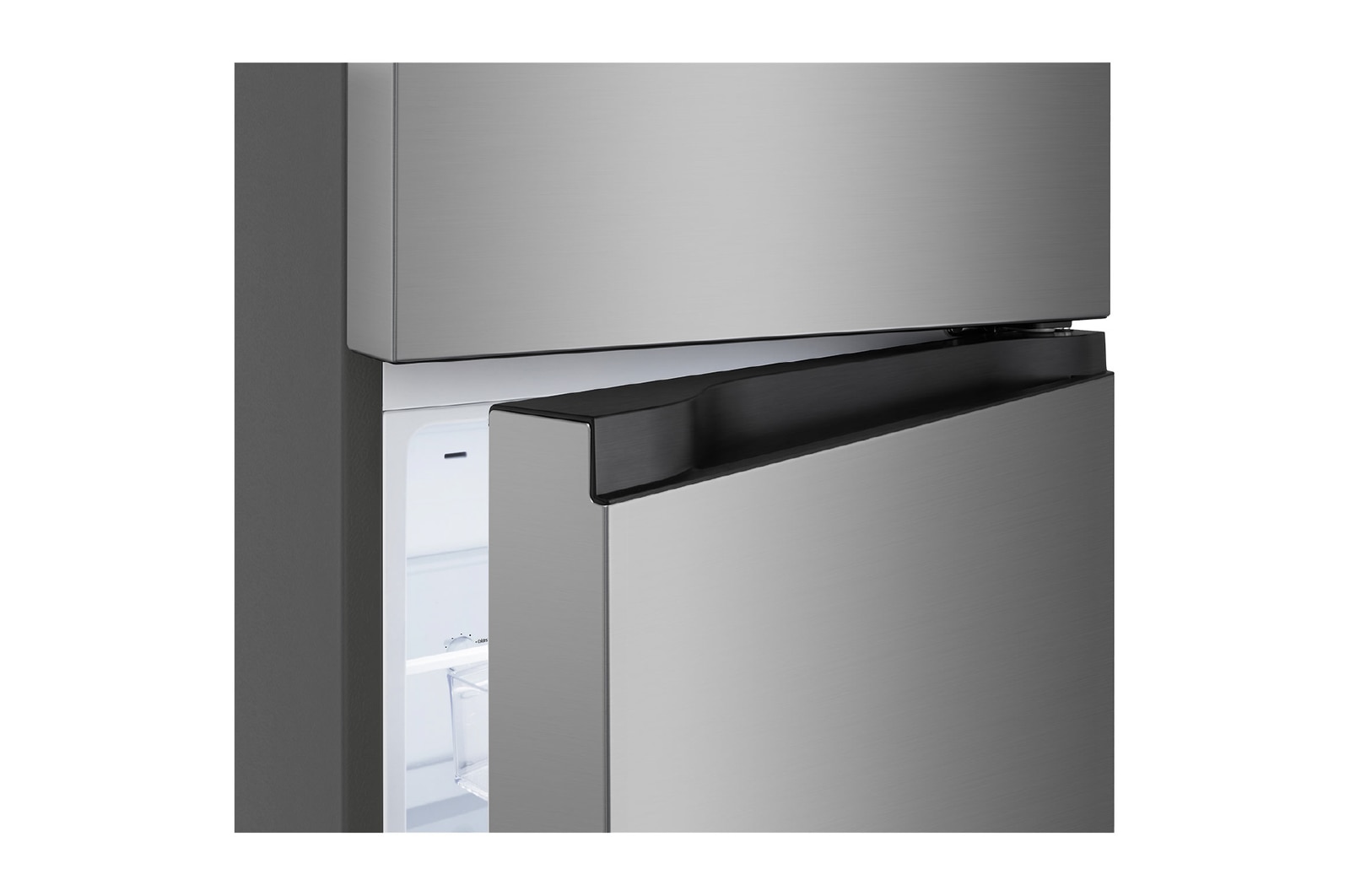 Fridge duct view of 217L Top Freezer Refrigerator Essence Matte Black with LinearCooling and Deodorizer.